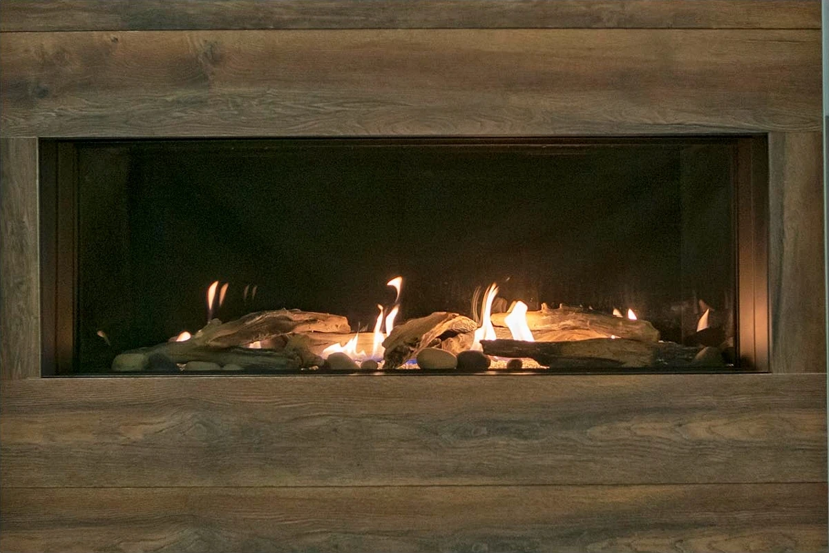 40" Vienna Natural Gas Direct Vent Linear Gas Wall Fireplace 4 40" Vienna Natural Gas Direct Vent Linear Gas Wall Fireplace - Image 2